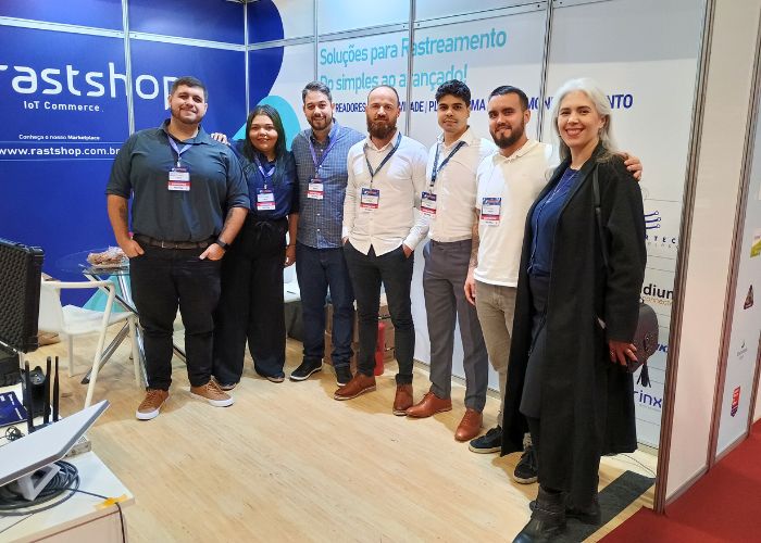 Equipe Rastshop e Teltonika Brasil na Exposec 2025